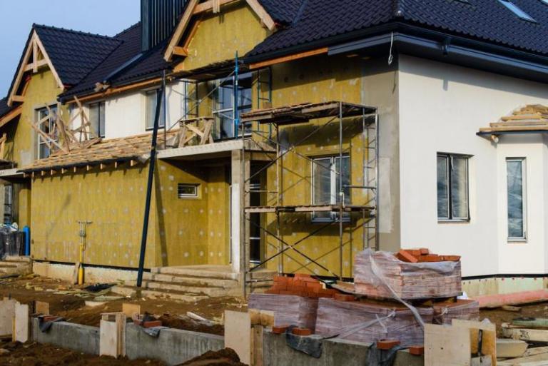 Quel enduit de façade pour rénover efficacement votre maison ?